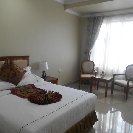 Adden Palace Hotel & Conference Centre 음완자 외부 사진