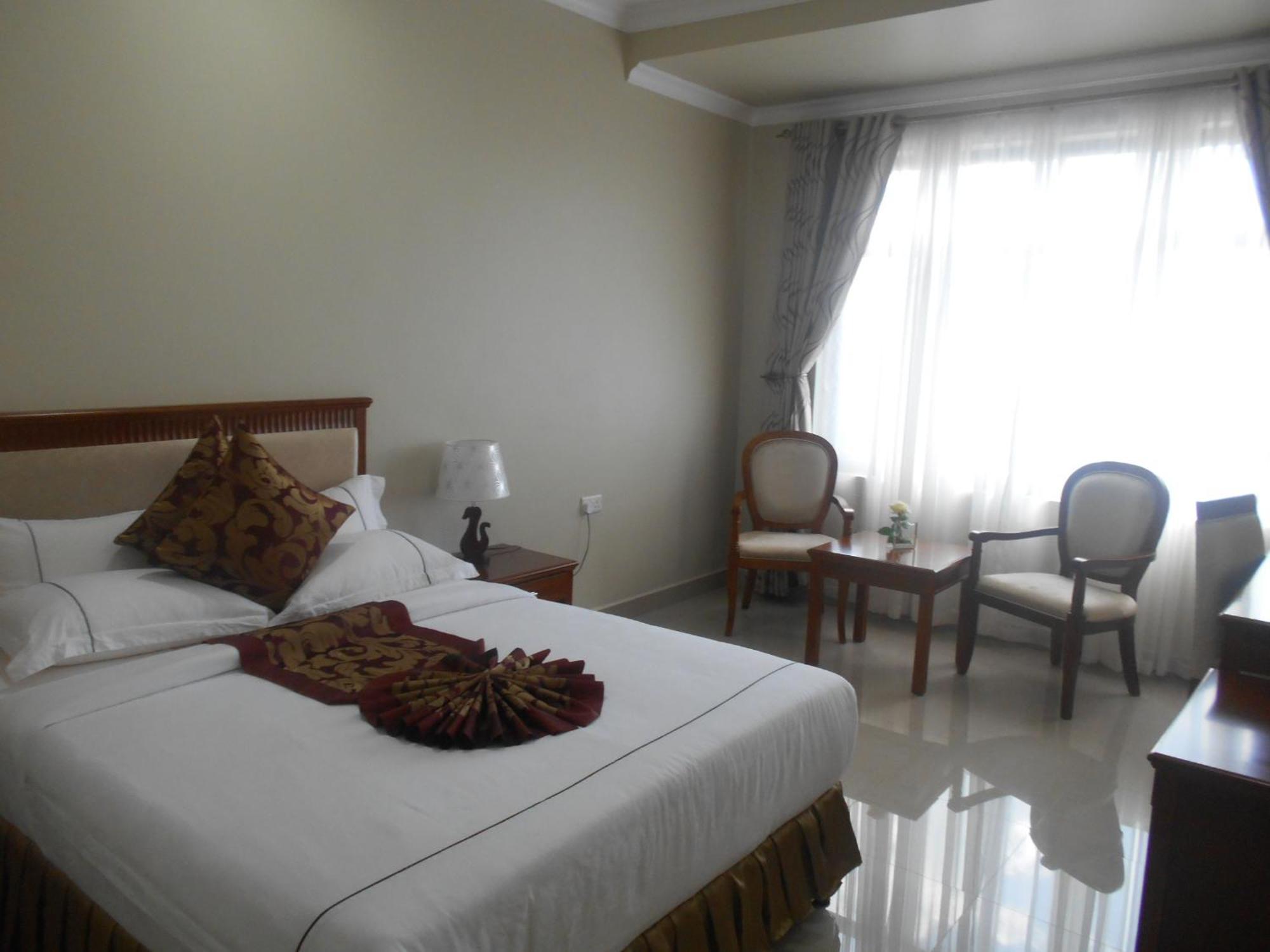 Adden Palace Hotel & Conference Centre 음완자 외부 사진