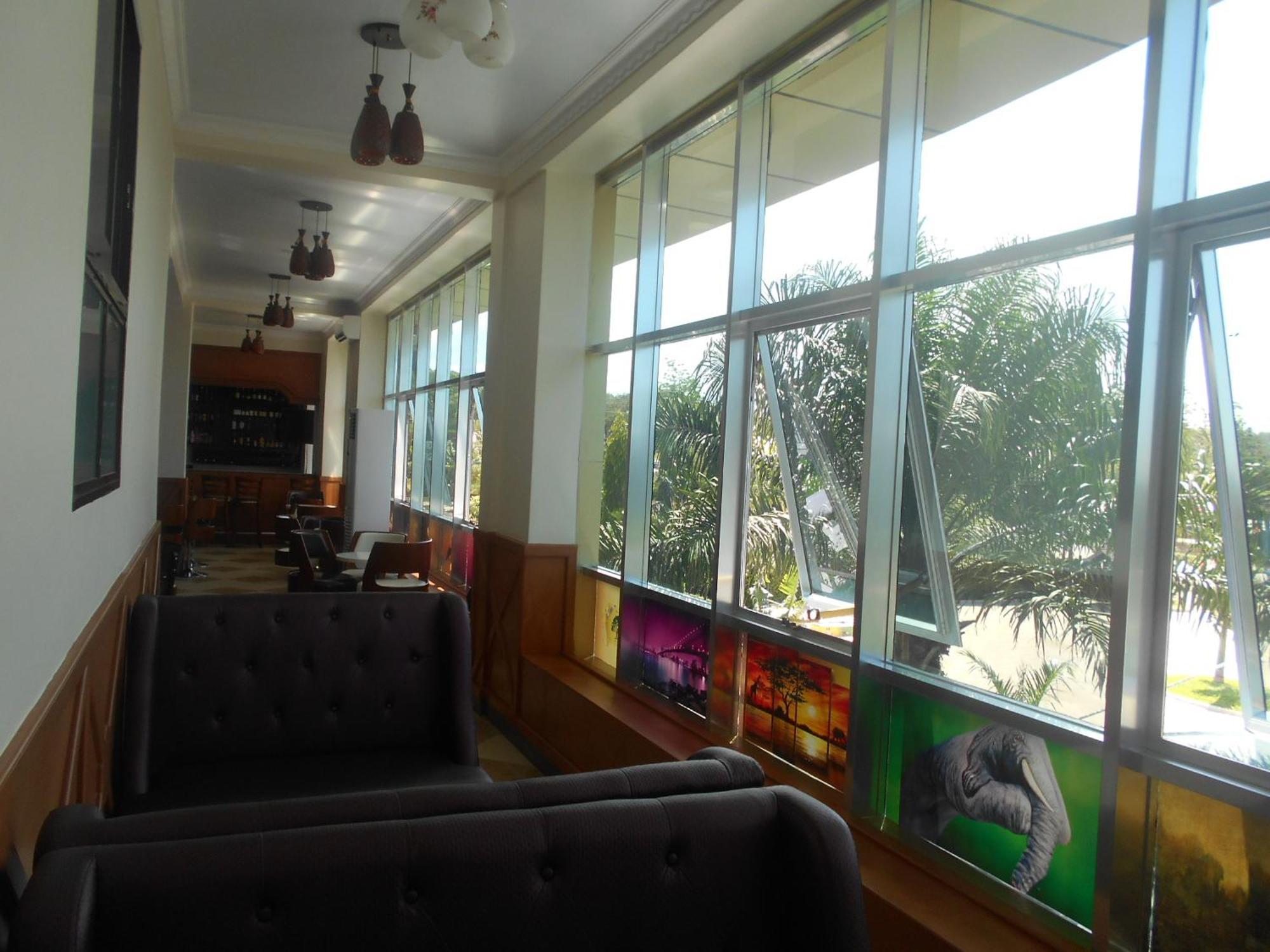 Adden Palace Hotel & Conference Centre 음완자 외부 사진