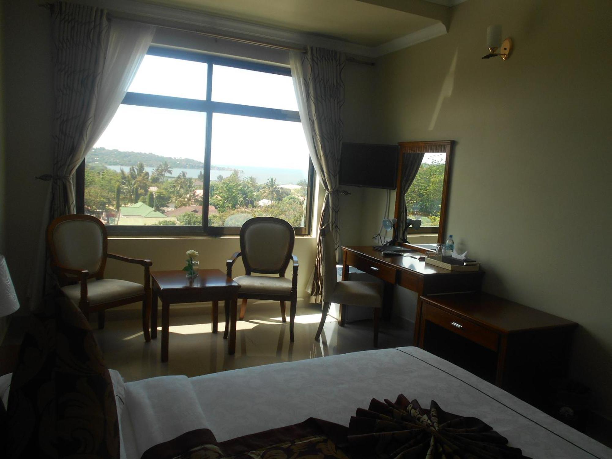Adden Palace Hotel & Conference Centre 음완자 외부 사진