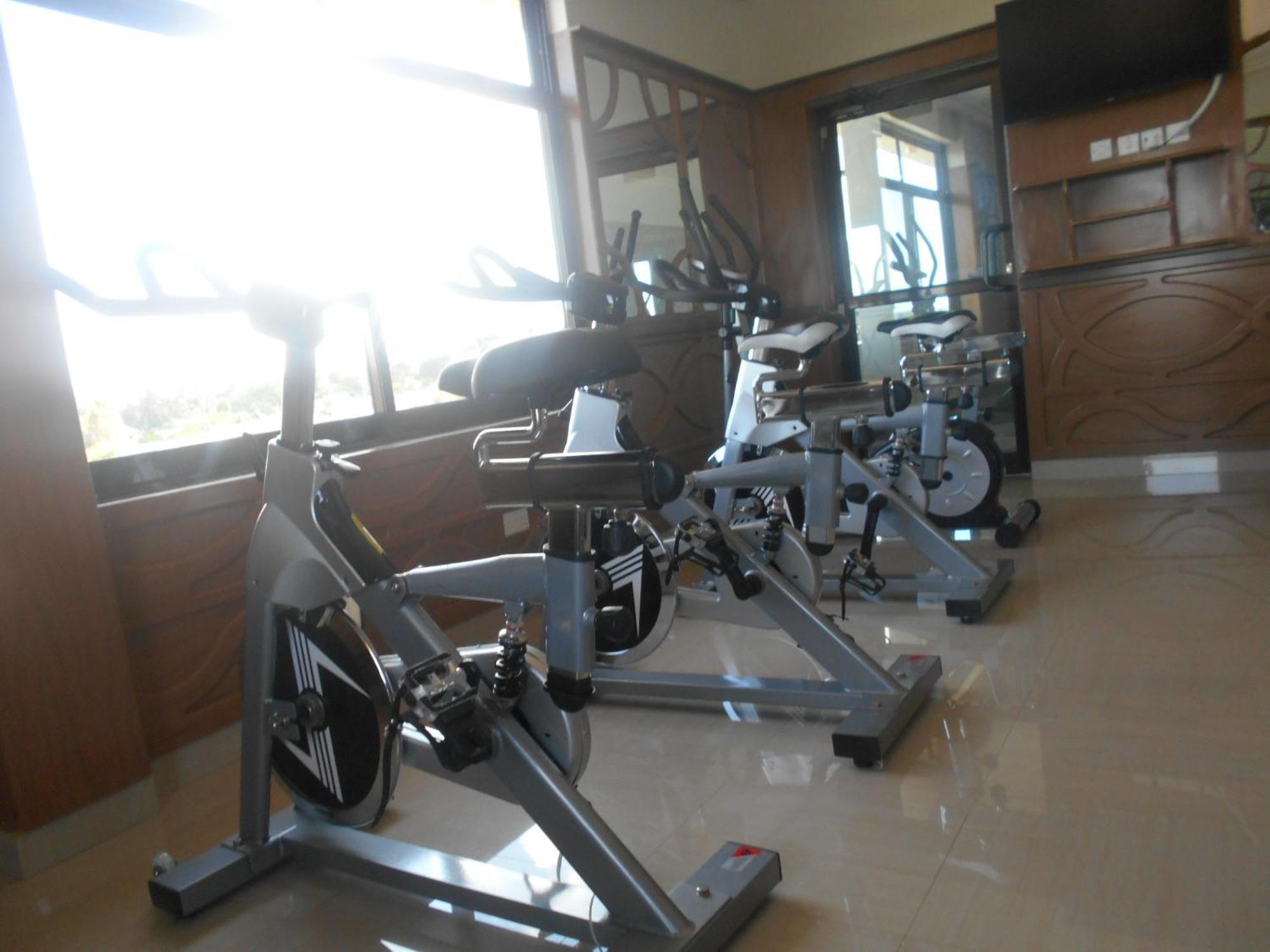 Adden Palace Hotel & Conference Centre 음완자 외부 사진